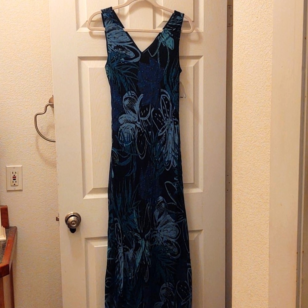 Maxi Tropical Print Dress